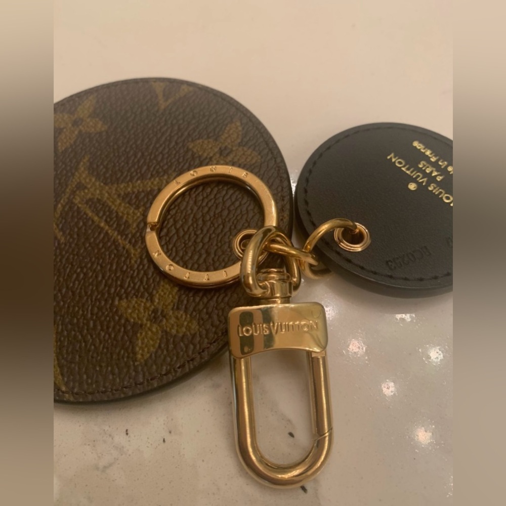 Keychain - Picture 3 of 4